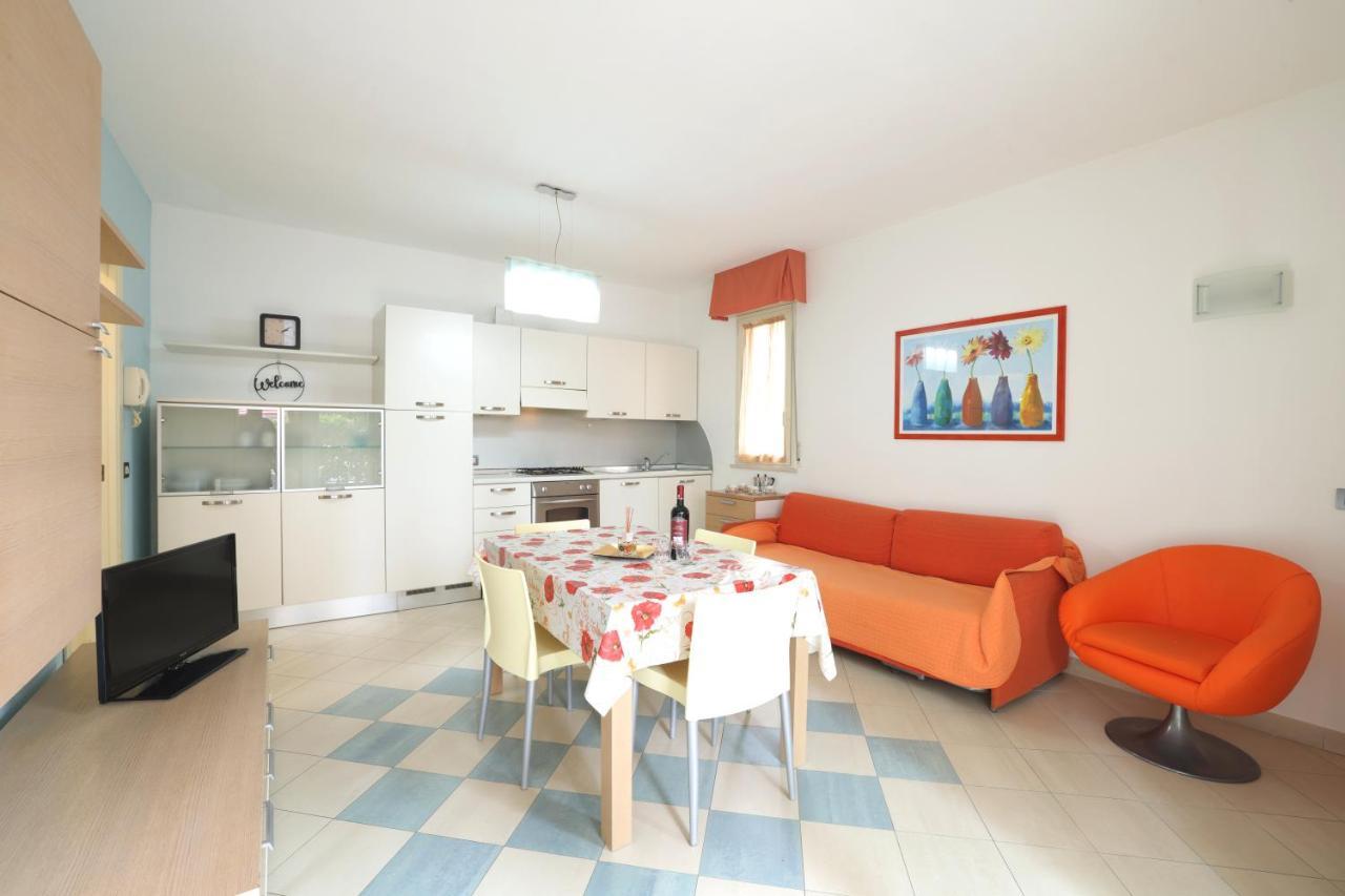 We Home - Palestrina17 - Riccione Sul Mare Exterior photo